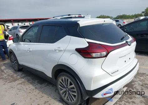 2021 Nissan Kicks Sv Xtronic Cvt из США, поврежденный, VIN 3N1CP5CVXML487104